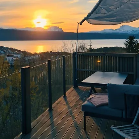 Narvik Mountain Homes Sunset View And Sauna Exterior photo